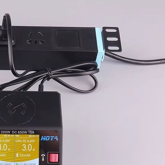 Hota D6 Pro Dual Lipo Charger - Chargeur Lipo double canal HOTA D6